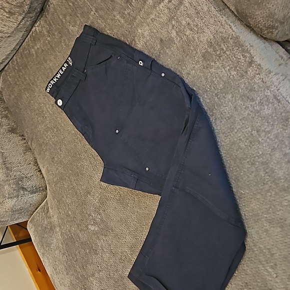 COPY - Women's Dovetail pants, sz 18/20. Charcoal grey. - Picture 4 of 4